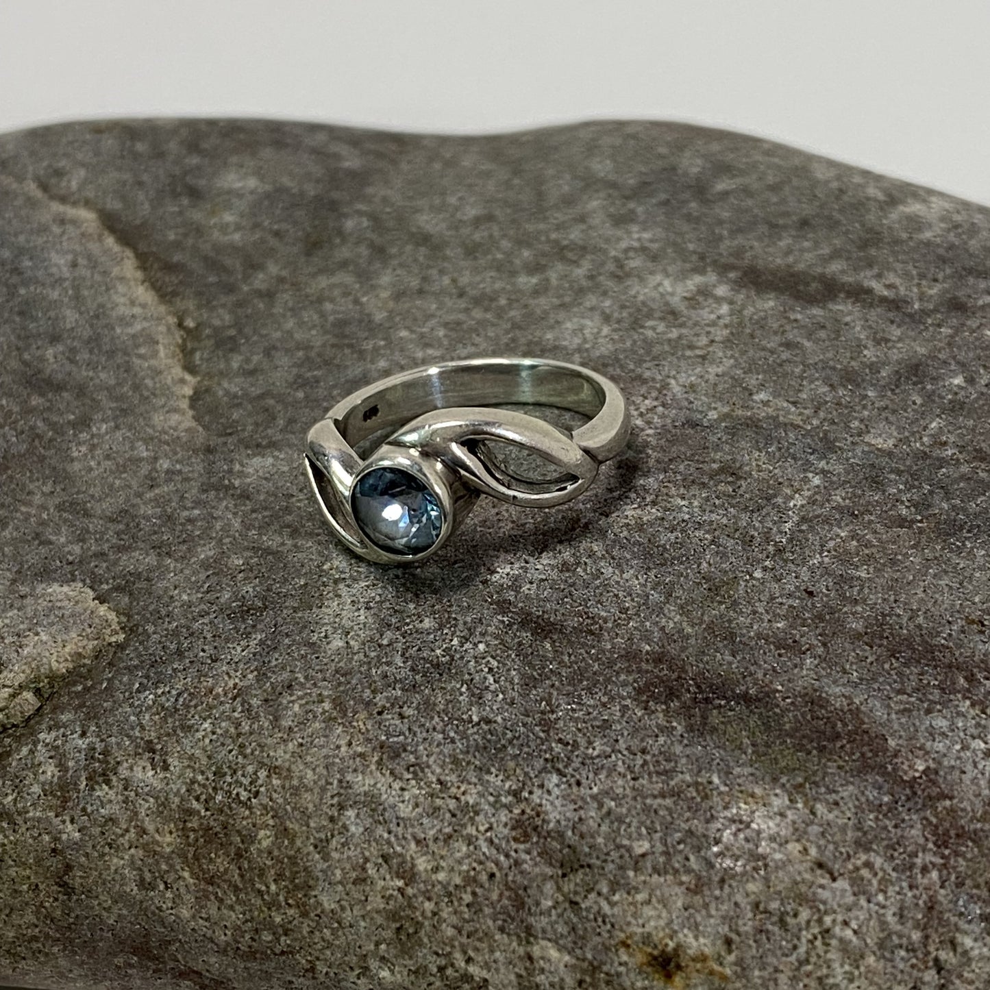 Sterling Silver .925 Blue Gemstone Solitaire Ring