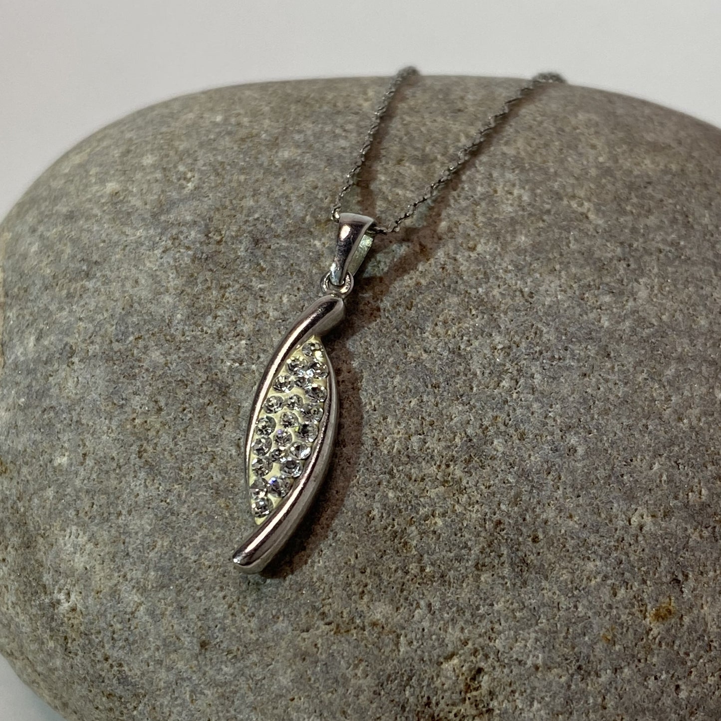 Sterling Silver .925 Crystal Pendant Necklace