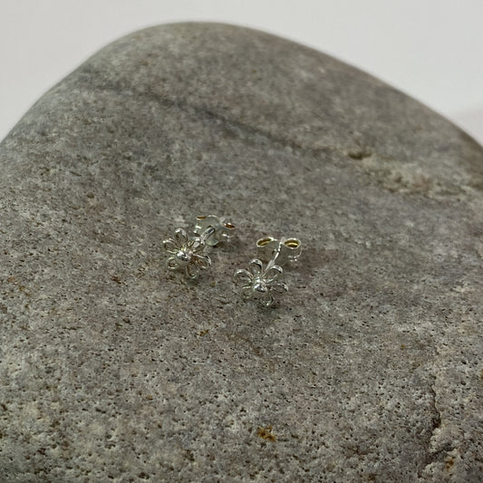 Sterling Silver .925 Flower Studs