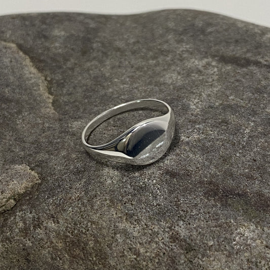 Sterling Silver .925 Oval Signet Ring