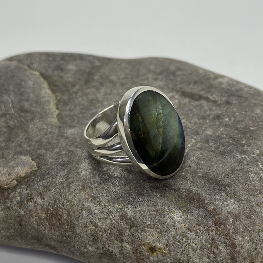 Sterling Silver .925 Oval Tiger Eye Gemstone Ring